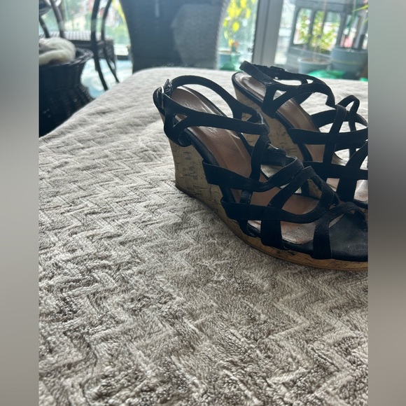 Salon six size 10 black wedge sandals - Picture 2 of 5